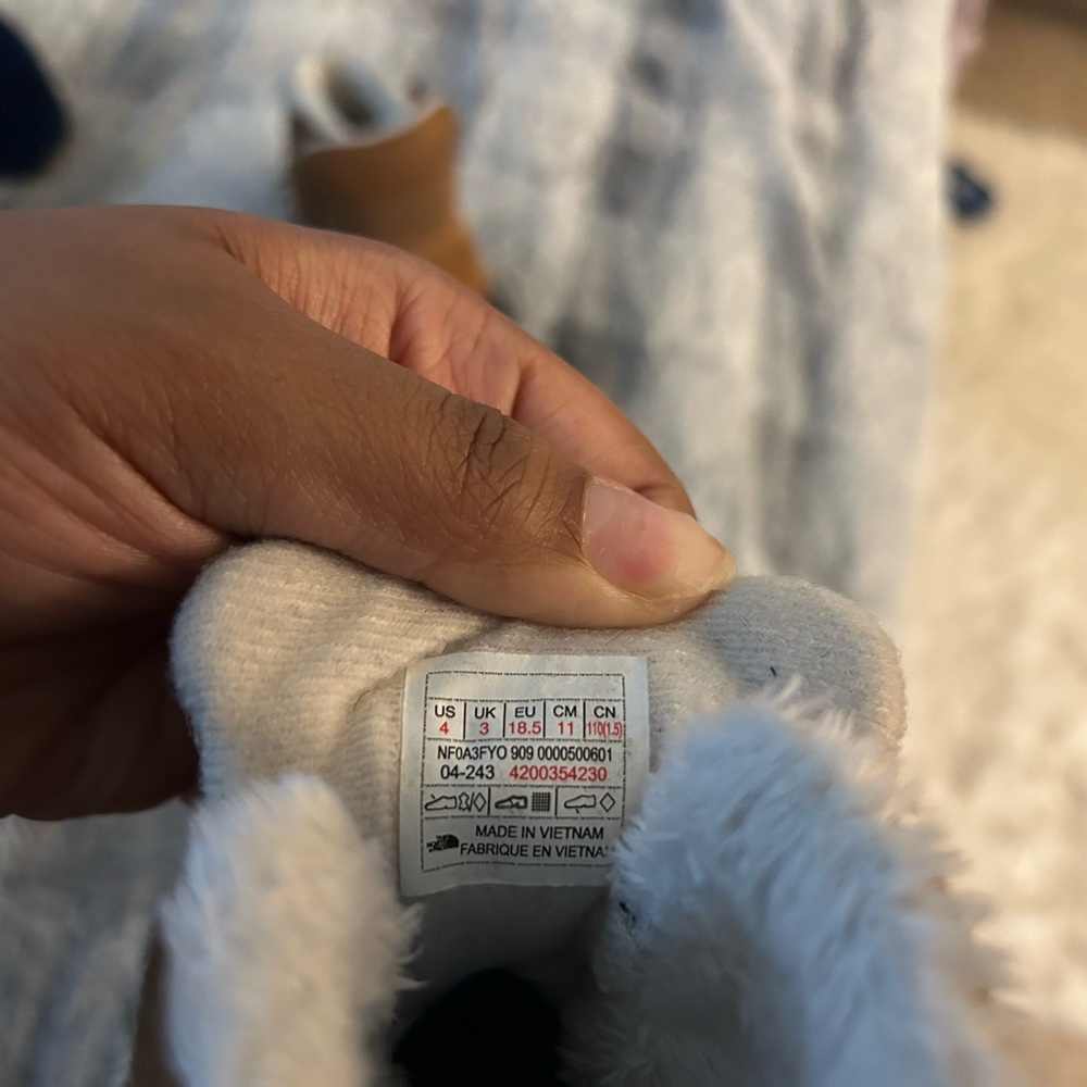 The North Face Infant Fleece Booties - Cream